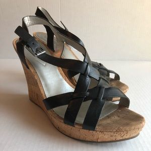 Guess black wedge sandals